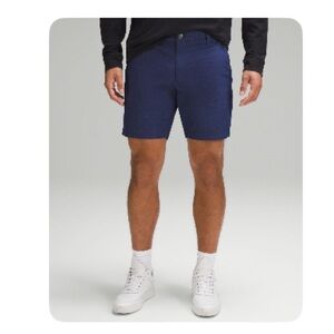 Like New - Lululemon Commission Short Classic Fit 7" Mens 38 Oxford Night Sea